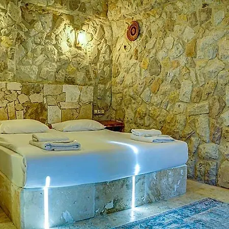Ala Stone - Balloon View Experience Hotel 3*